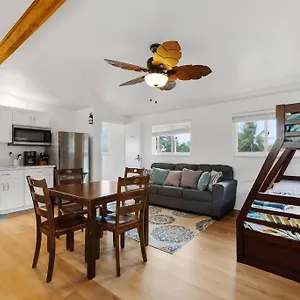  Apartment Ocean Front Extra Large Studio Sleeps 7 W Sofa Bed, Contact Us For Price Drop